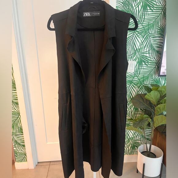 Zara Black Faux Suede Belted Vest - Picture 3 of 8